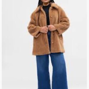 Gap Factory’s Sherpa Teddy Coat NWT